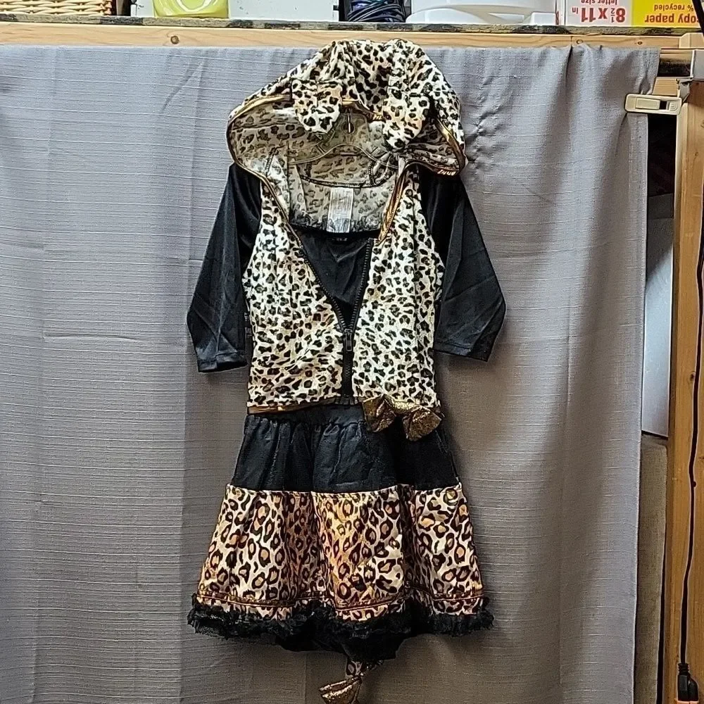 Cheetah Leopard‎ Halloween Costume Girls M 8-10 Dress Up Pretty Kitty